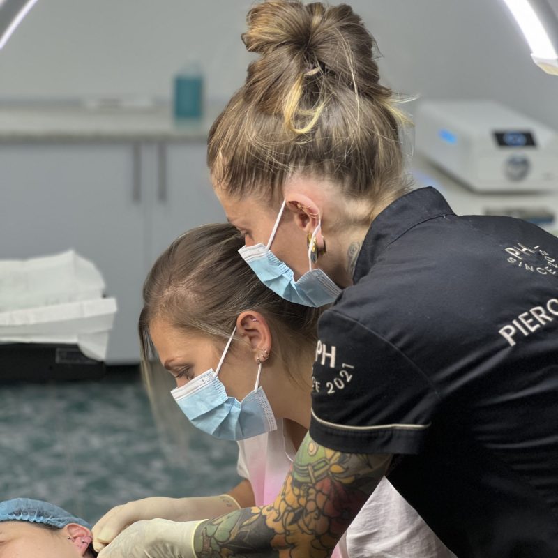 Kurs za pirsing – profesionalna obuka u Piercing House Studio